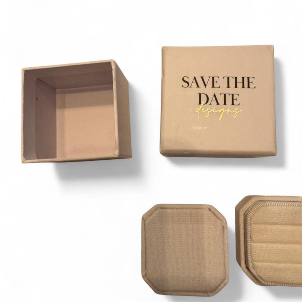 Ivory Linen Wedding Ring Box - Picture 6 of 6